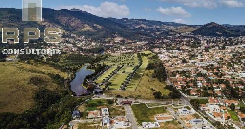 Terreno de 478m² a venda no Ecoville em Atibaia, localizado em esquina, com vista deslumbrante para a Pedra Grande, lazer completo,  dentro da cidade!
