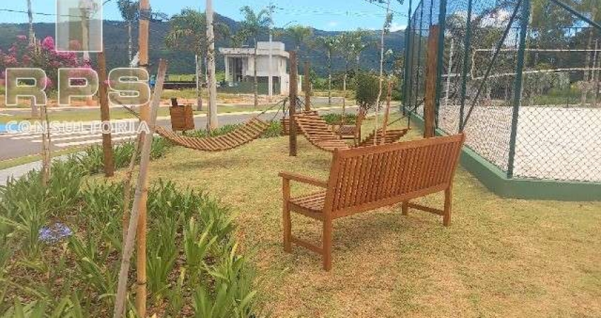 Terreno de 370m² no Condomínio Vista da Serra em Atibaia,  pronto para construir, vista para a serra, lazer completo, 3 minutos  centro Atibaia!