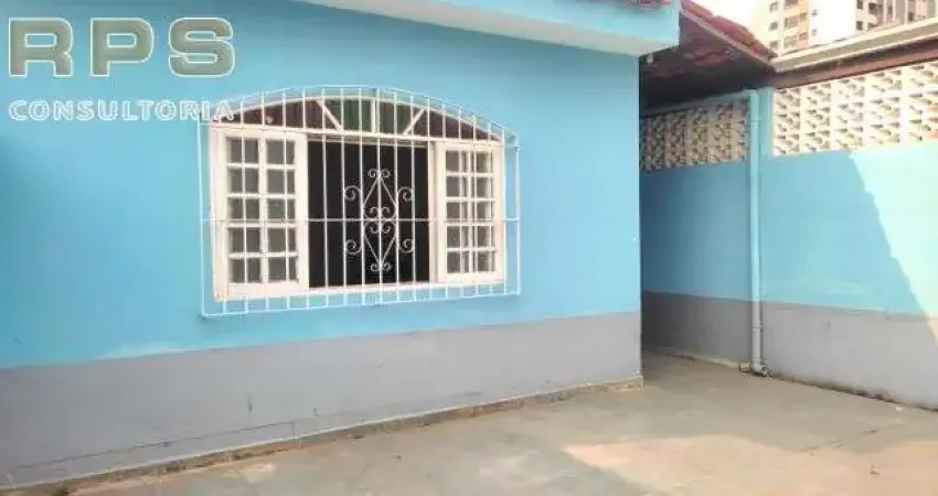 Casa térrea à venda no bairro Atibaia Jardim em Atibaia, 3 quartos sendo 1 suite, com acessibilidade, comodos amplos, 116m² de construção!
