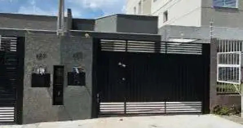Casa nova , totalmente térrea ! Área construída : 70 m² ,Com 03 dormitórios , sendo 01 suite  Cozinha em conceito aberto  Lavanderia , garagem