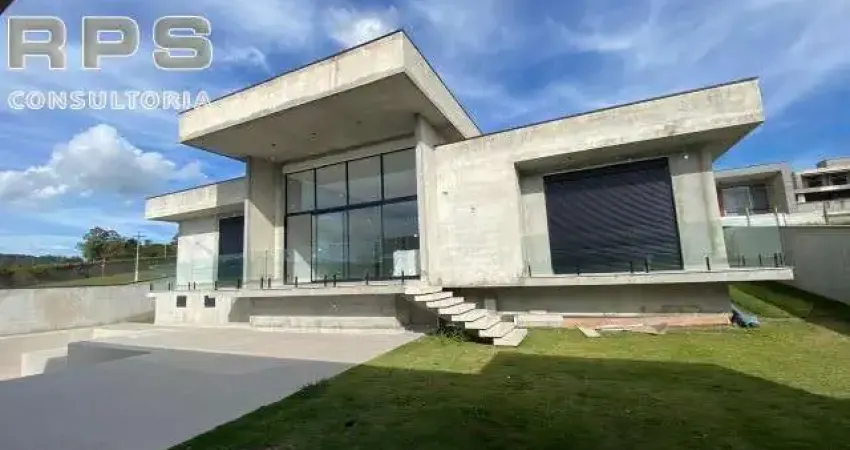Casa térrea condominio Equilibrium com Cozinha integrada, sala de jantar, sala de estar 4 suítes com closet sendo uma máster com automação e sacada