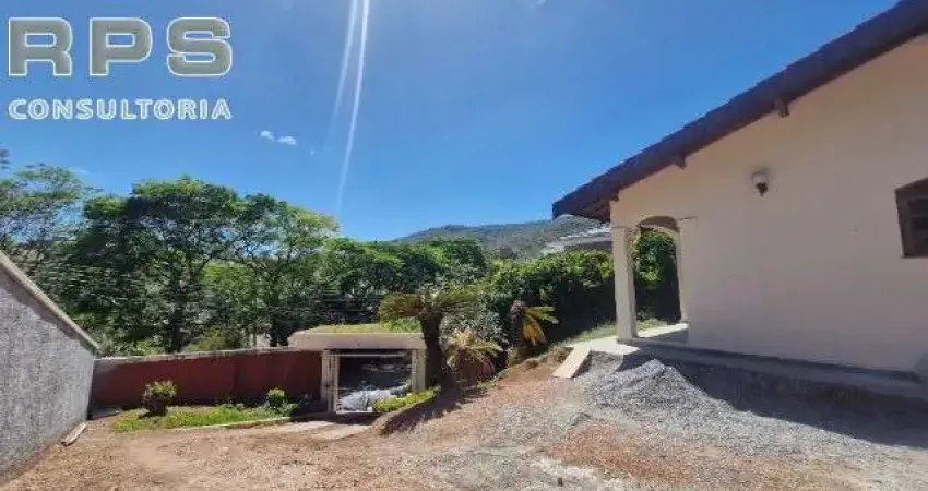 Terreno com vista espetacular a venda no condomínio flamboyant, projeto sugestivo para construção pronto,