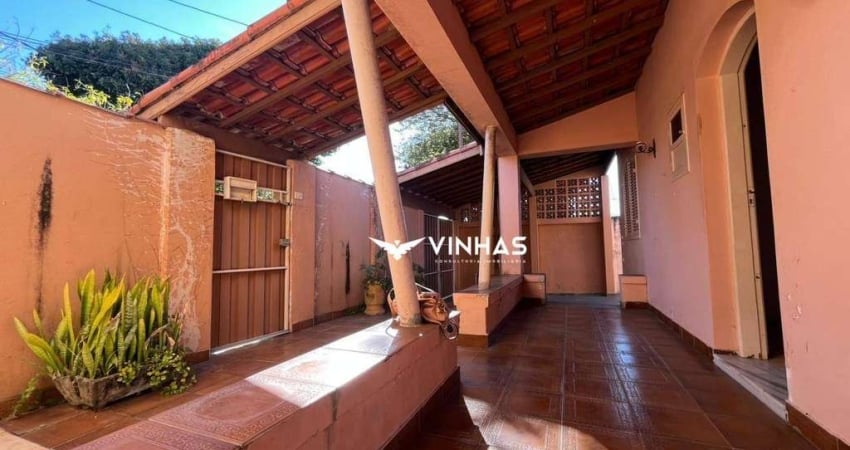 Casa com 4 dormitórios à venda, 157 m² por R$ 490.000,00 - Santana - São José dos Campos/SP