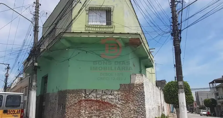 Sobrado com duas moradias e salao na frente - Jardim Coimbra