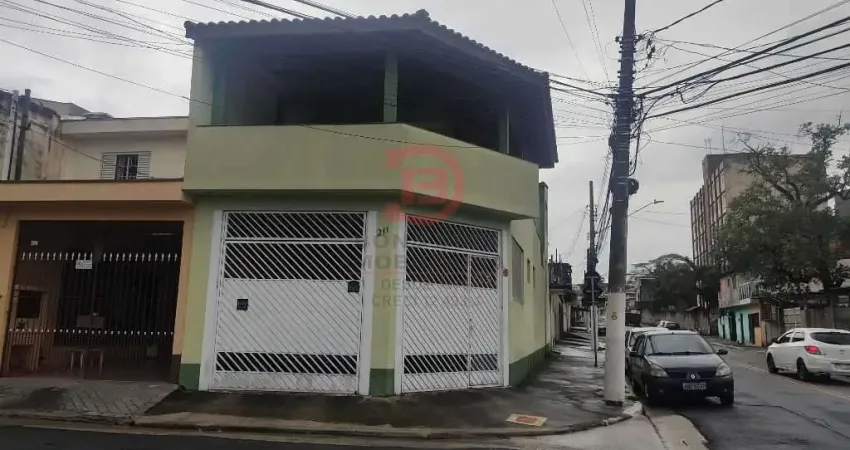Sobrado com 2 Quartos a Venda, Jardim Tres Marias