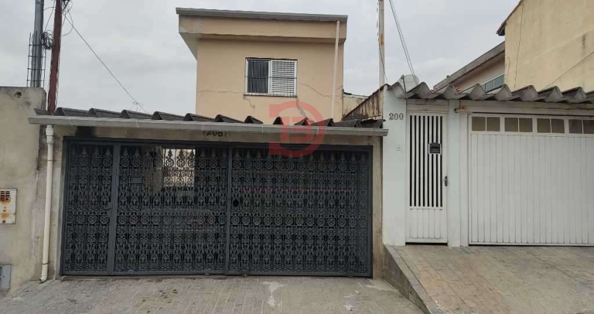 Sobrado com 2 Quartos e 1 Edicula a Venda, Parque Boturussu