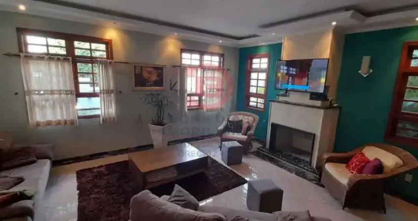 Amplo Sobrado 4 suites e 10 vagas de garagem - Penha - SP