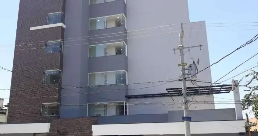 Apartamento com 02 quartos com vaga de garagem na Vila Re