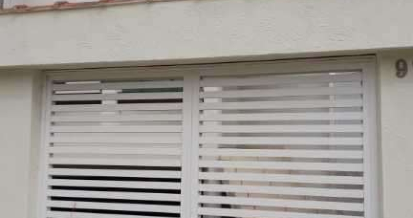 Sobrado com 2 quartos amplos, 3 vagas - Enseada Guaruja
