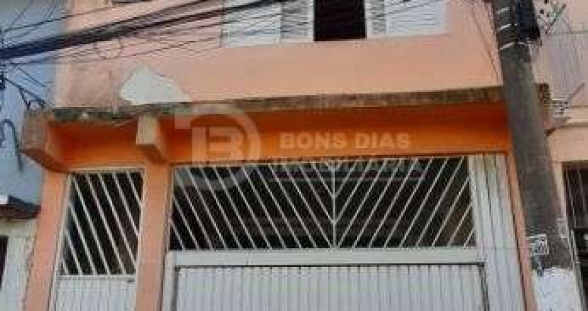 Imovel a venda com 3 casas e 2 vagas de garagem - Burgo Paulista