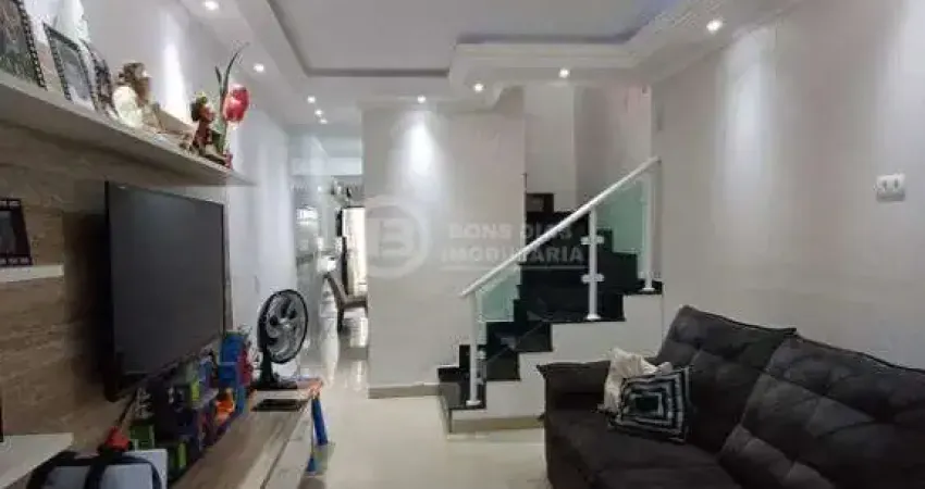 Lindo Sobrado com 3 Dormitorios, 4 Vagas Na Vila Re, 80m