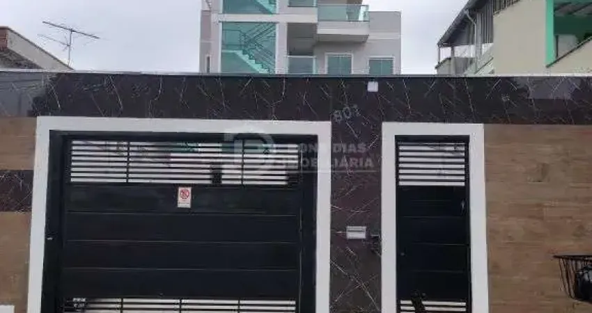Apartamento novo na Vila Re