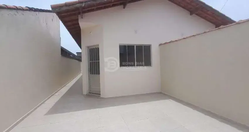 CASA NOVA COM 2 QUARTOS 1 SUITE 2 VAGAS A VENDA EM ITANHAEM