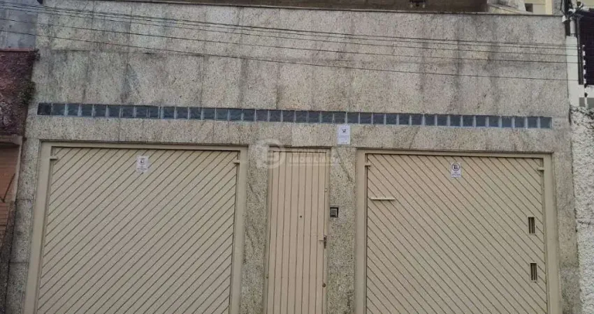 Sobrado amplo 3 quartos (2 suites) e 4 vagas de garagem - Parque Sao Jorge - Tatuape