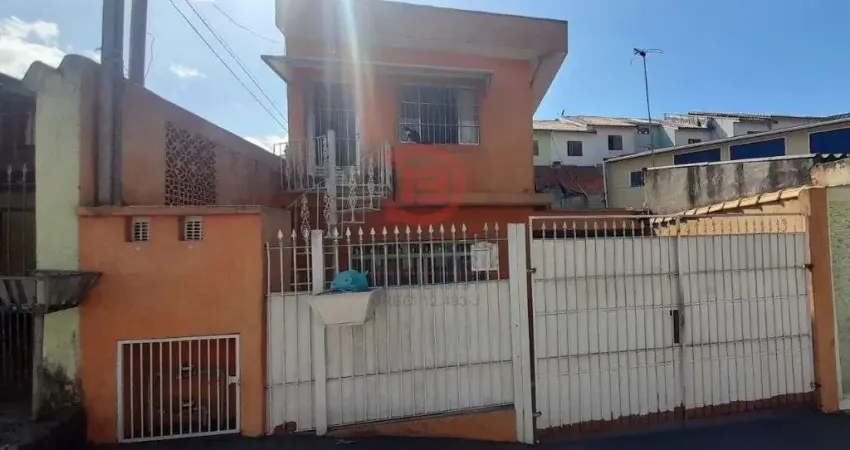 Casa terrea com outra casa no piso superior - Jardim Lisboa