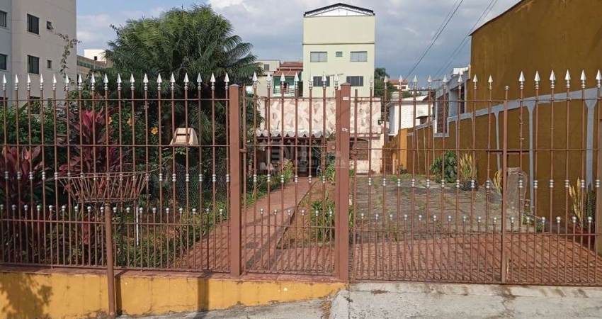 Linda casa a venda na Vila Re, Sao Paulo - 3 dormitorios e Edicula!!
