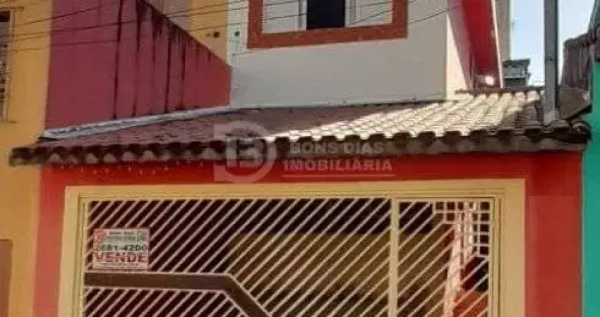 Sobrado a venda - 2 quartos e 2 vagas de garagem - Quintal - Jardim Tres Marias