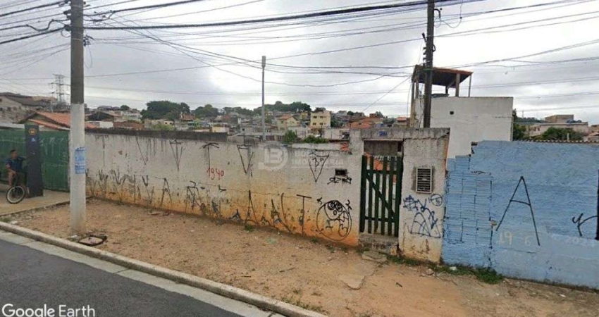 Casa com 4 Quartos e 1 Galpao  a Venda. Parque Guarani