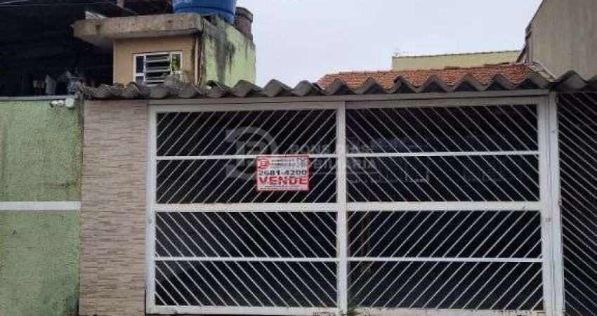 Casa terrea  na Vila Re, Sao Paulo - 3 quartos, 2 banheiros e 2 vagas de garagem!