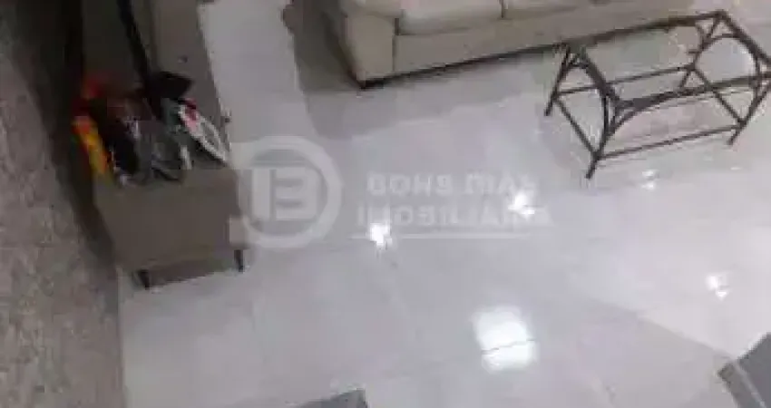 Sobrado a venda - Todo Reformado - 3 quartos (2 suites) e 2 vagas de garagem - Cidade Lider