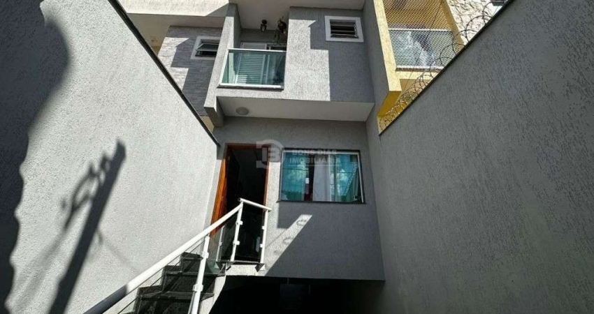 Sobrado a venda na Vila Re, Sao Paulo: 2 dormitorios, 4 garagens!