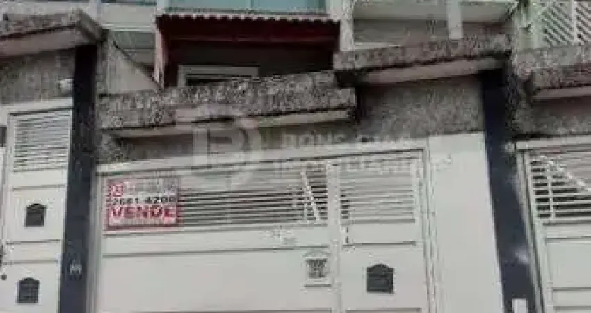 Sobrado a venda - 3 quartos (1suite) e 2 vagas de garagem - Jardim Tres Marias