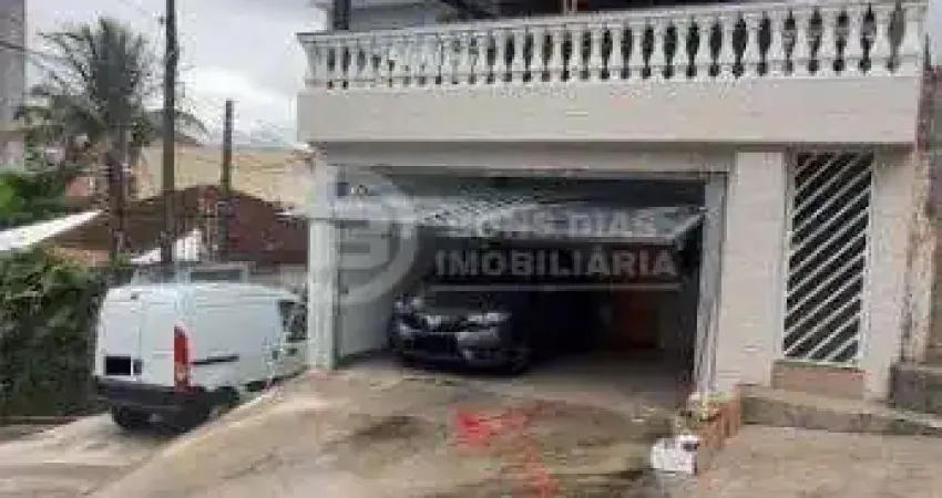 Quatro casas em terreno 10x50m a venda - Vila Re