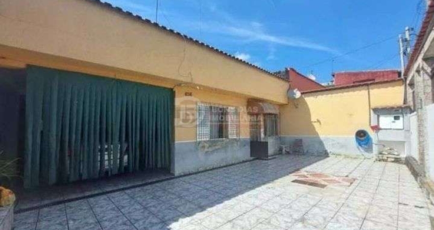 CASA TERREA A VENDA COM TERRENO GRANDE NA VILA UNIAO/SP