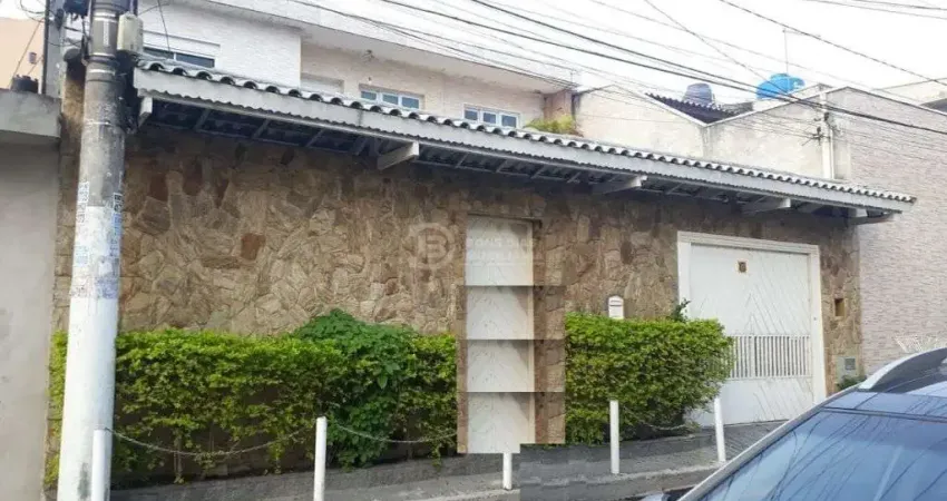 Sobrado a venda - 2 quartos e 3 vagas de garagem - quintal - vila re