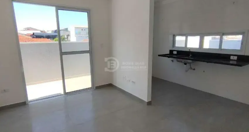 Lindo apartamento cobertura, quintal com churrasqueira com 2 dormitorios na vila esperanca, 42,10m