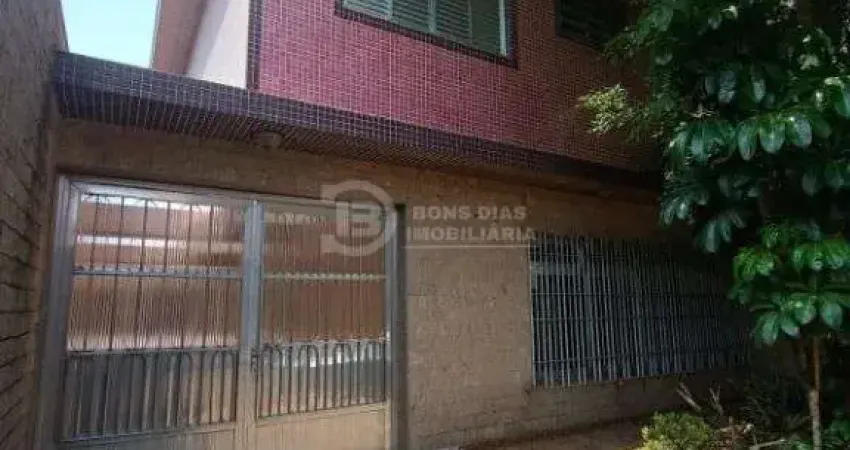 Amplo sobrado, ideal para fins residencias ou comerciais, excelente localizacao