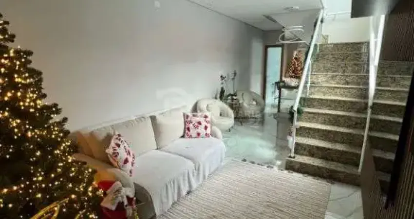 Lindo sobrado para venda com corredor lateral, rico em armarios no alto da ponte rasa