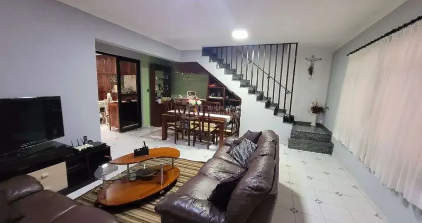 Sobrado a Venda na Vila Re 04 dormitorios - Conforto e Espaco em SP