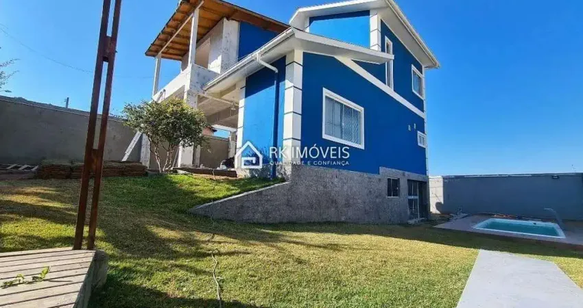 Casa ampla de 290 m² Construídos em Terreno de 375 m², Com Vista Para o Mar e para o Campo