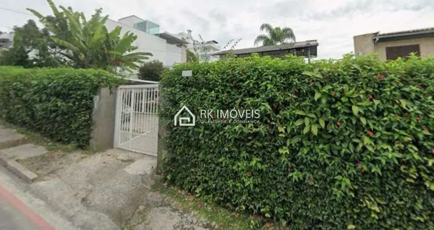 Terreno com viabilidade - oportunidade única de investimento em área nobre – zona turística