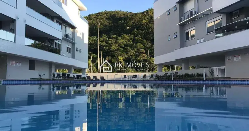 Amplo apartamento de 2 suítes a poucos metros do mar dos ingleses!