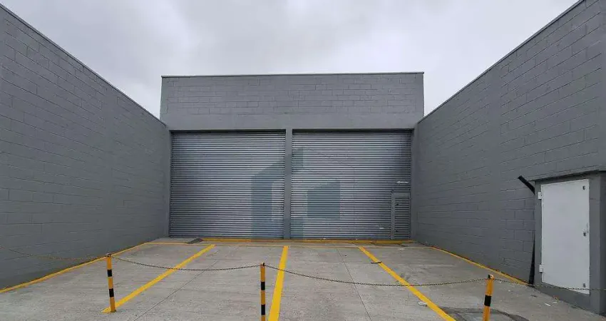 Salão Comercial para Locação em Suzano, Jardim Revista, 2 banheiros, 4 vagas