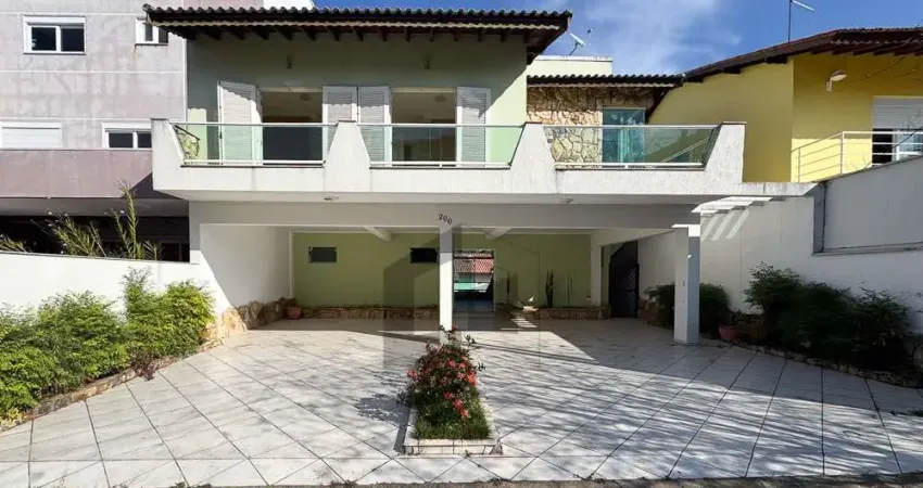 Casa em Condomínio para Venda em Suzano, Jardim Altos de Suzano, 4 dormitórios, 1 suíte, 4 banheiros, 8 vagas