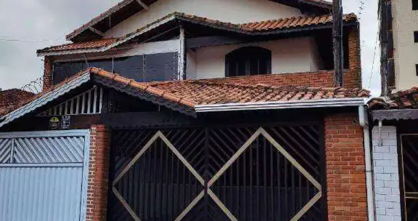 Sobrado com 3 dormitórios à venda, 100 m² por R$ 630.000,00 - Ocian - Praia Grande/SP