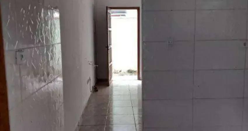 Sobrado com 2 quartos  à venda, 60 m² por R$ 280.000 - Jardim Samambaia - Praia Grande/SP