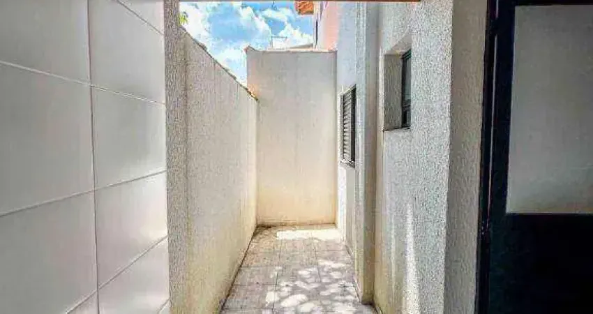 Casa com 2 dormitórios à venda, 48 m² por R$ 295.000,00 - Tupi - Praia Grande/SP