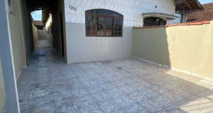 Casa com 2 quartos para alugar, 65 m² por R$ 1.800/mês - Mirim - Praia Grande/SP