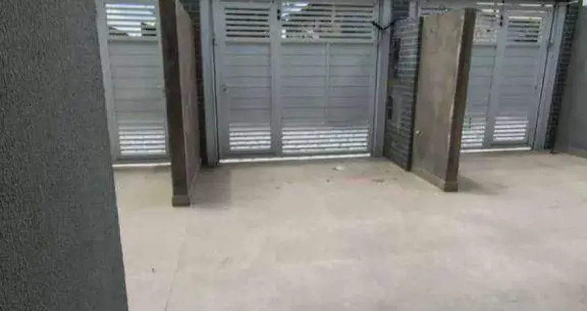 Casa com 3 quartos à venda, 118 m² por R$ 650.000 - Tude Bastos - Praia Grande/SP