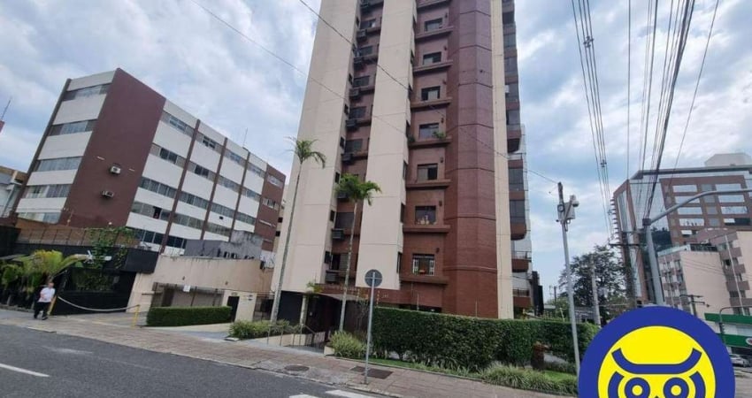 Apartamento 4 dormitrórios, sendo 2 suítes, 2 vagas livres, venda, centro, lado Shopping Beira Mar