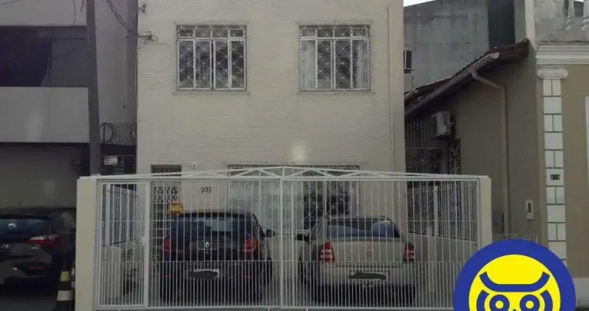 Casa comercial e residencial com 3 dormitórios - bairro Centro - Florianópolis - SC