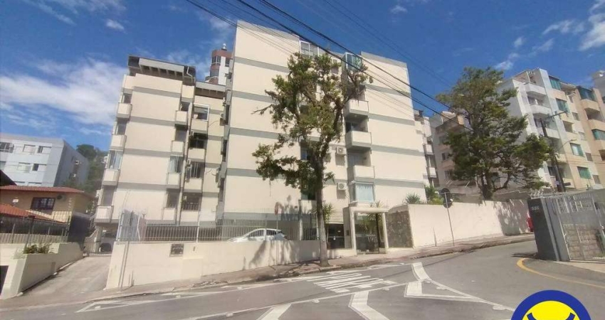 Apartamento à Venda com 3 quartos em Coqueiros Florianópolis