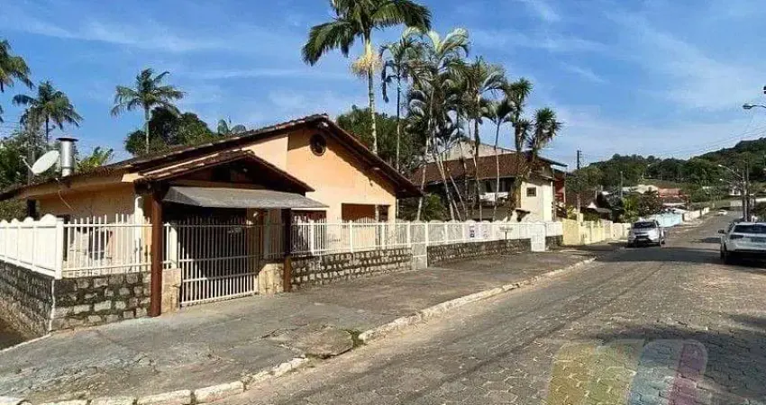 Casa com 4 dormitórios à venda, 608 m²  - Acaraí - São Francisco do Sul/SC