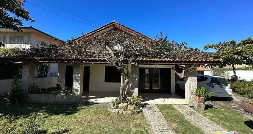 Casa com 4 quartos à venda na Rua oslo, Itaguaçu, São Francisco do Sul