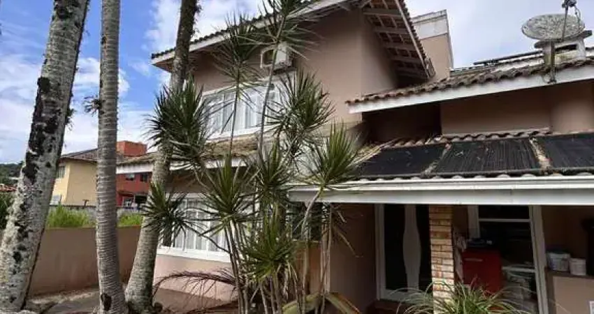 Casa com 3 quartos à venda na rua braz sebastião, Rocio Grande, São Francisco do Sul