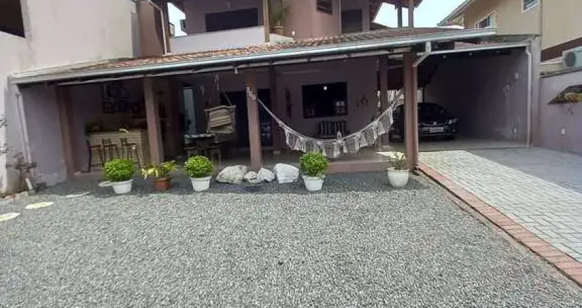 Casa à Venda, ubatuba, são Francisco do sul , sc